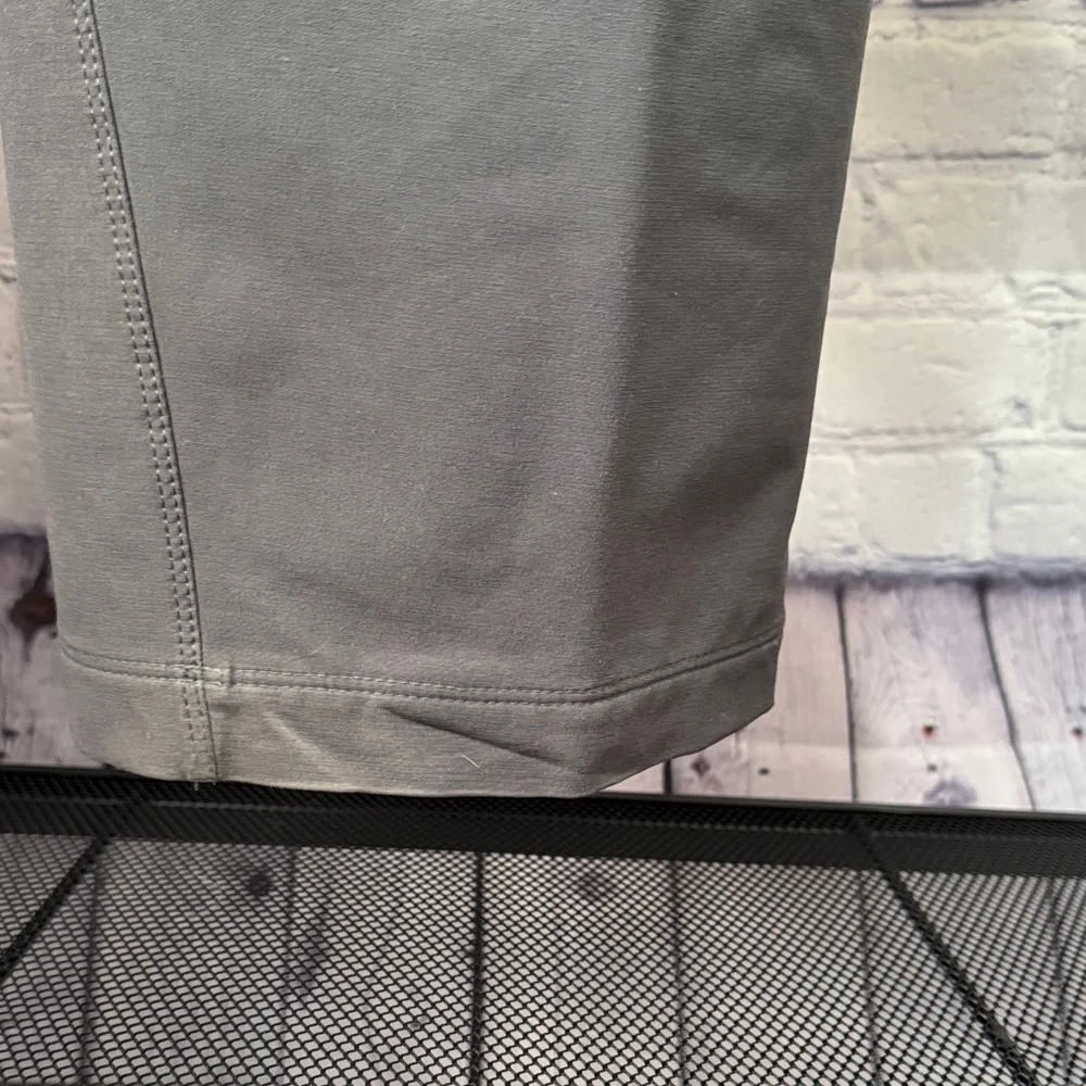 Men's Sitka Gray Traverse Pants 40R - Picture 9 of 14